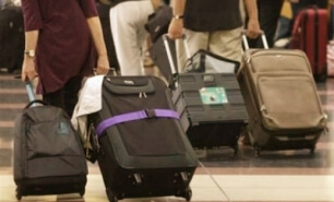 Mẹo xách hành lý quá cân khi đi máy bay của tiếp viên hàng không